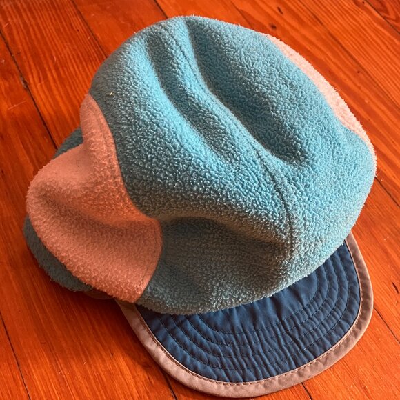 6 - 12 year Child's Fleece Duckbill Cap Hat Quilted Brim Reversible Blue/ Aqua - Picture 5 of 7